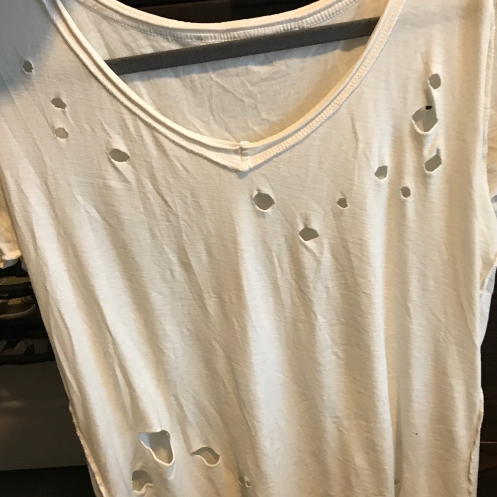 Distressed tee - Picture 2 of 3